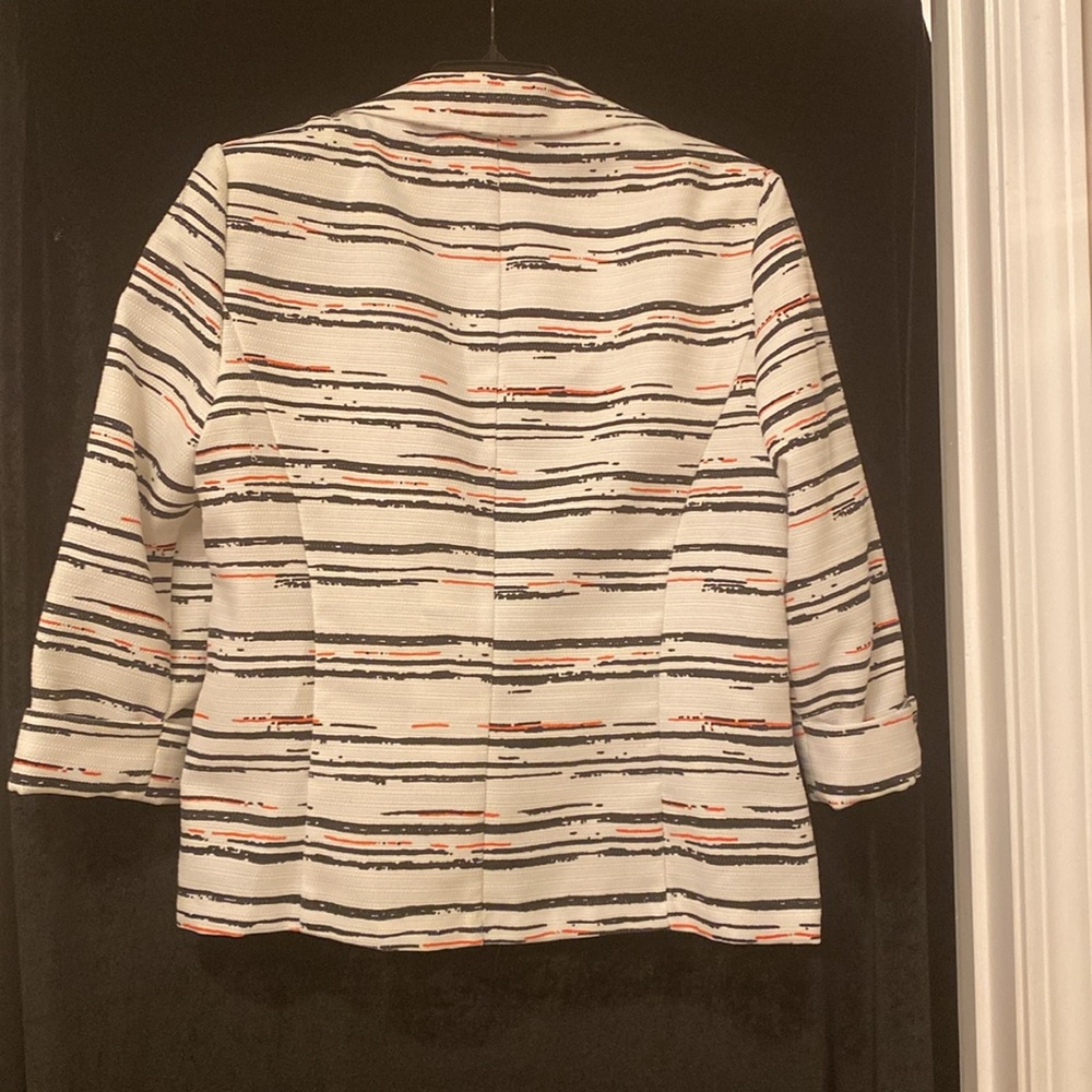 Perceptions Woman’s Jacket Size 12 - image 6